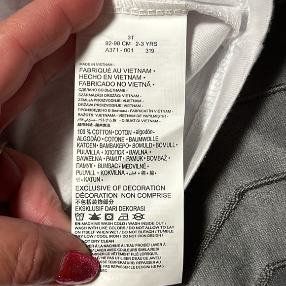 Nike Toddler Boys White Tee, EUC (Looks New), Size 3T - Picture 4 of 8